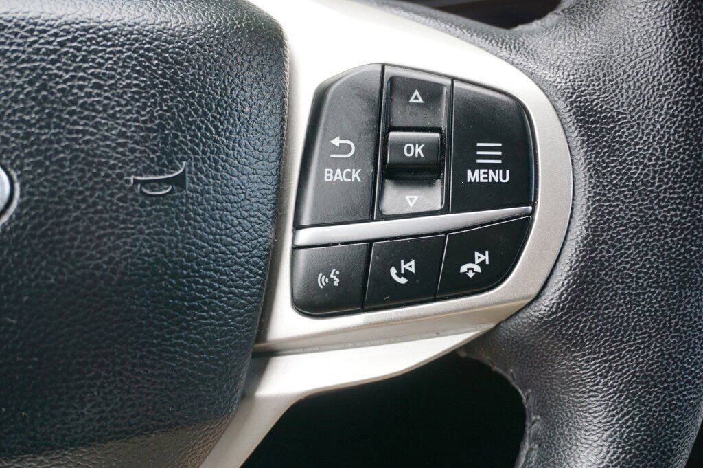 Used 2024 Ford Explorer Limited image 24