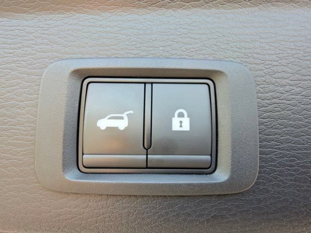 Used 2024 Mitsubishi Outlander SEL Black Edition AWD/4WD image 12