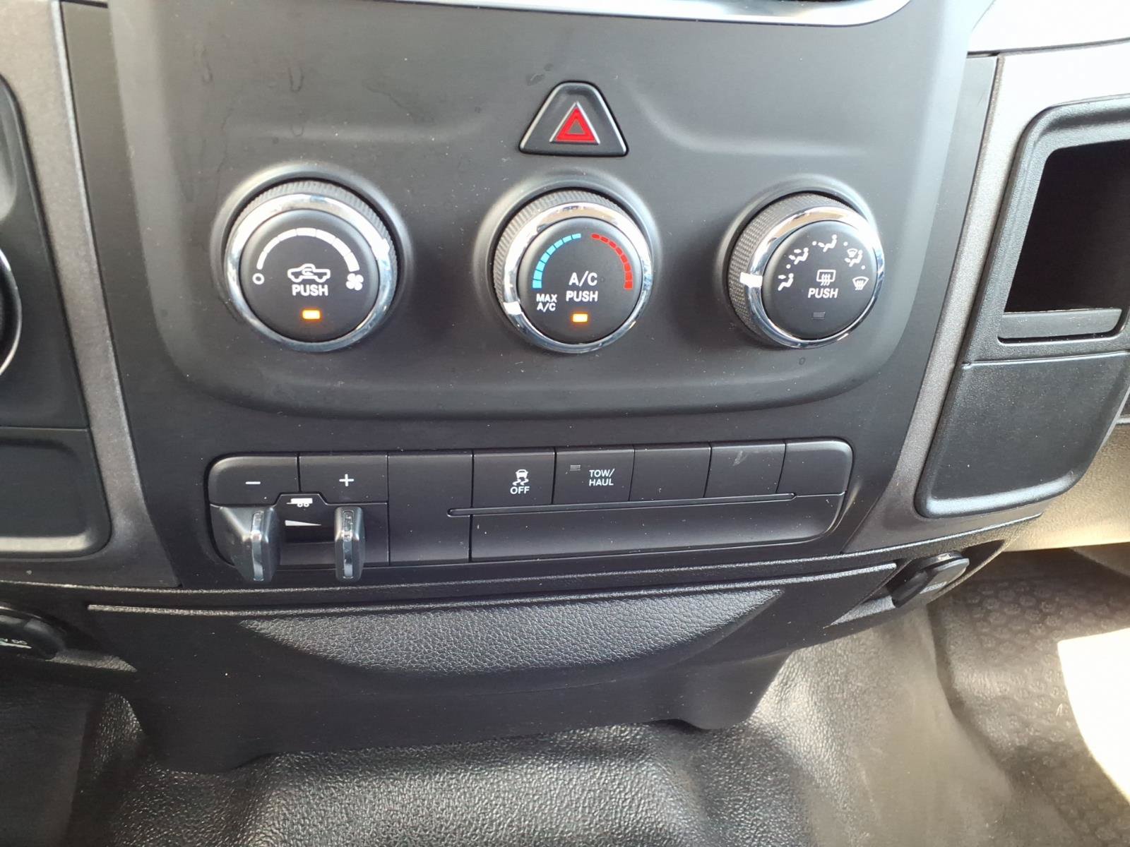 Used 2019 RAM 1500 Tradesman w/ Chrome Appearance Group RWD image 22