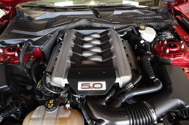Used 2015 Ford Mustang GT RWD image 29