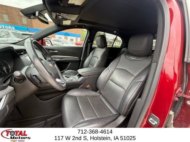 Used 2019 Cadillac XT4 Premium Luxury AWD/4WD image 11