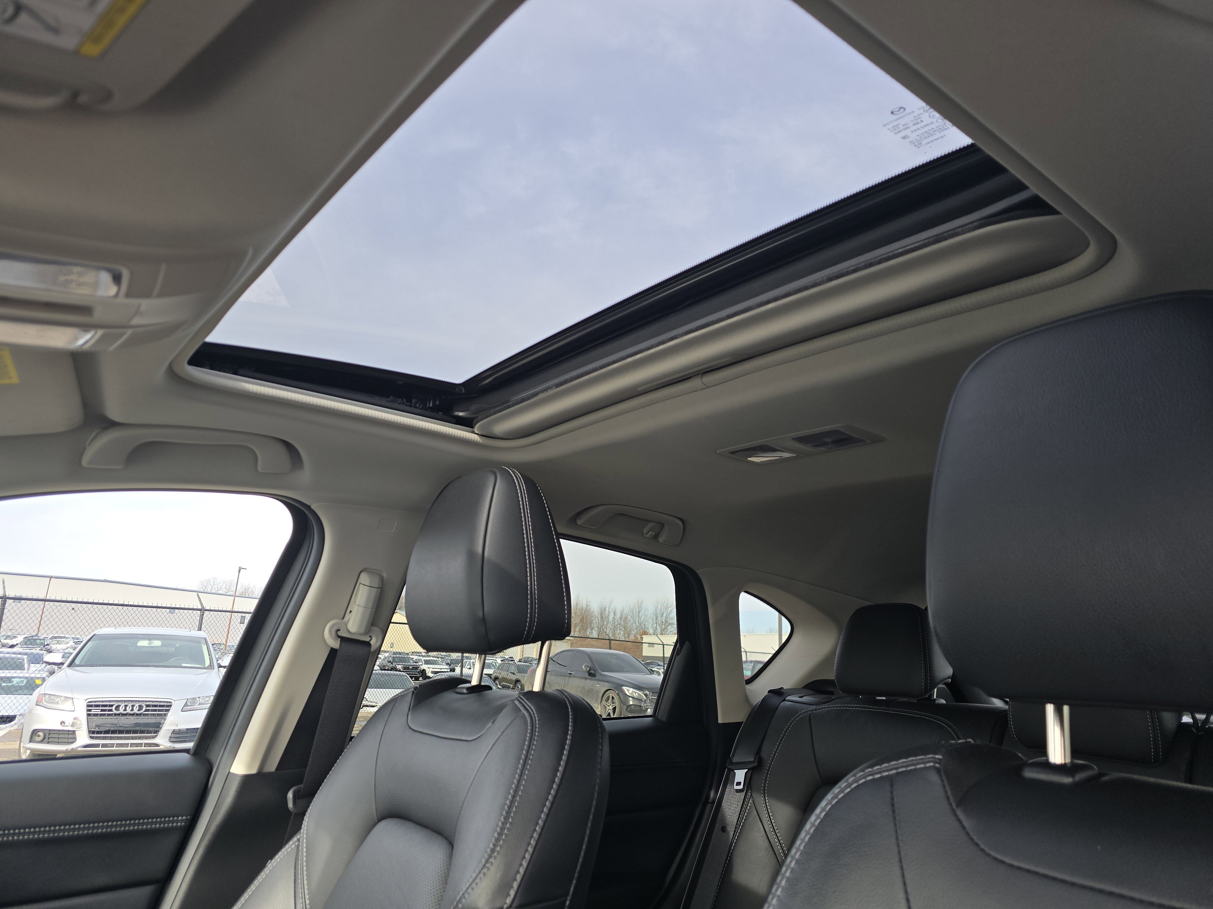 Used 2025 MAZDA CX-5 AWD 2.5 S w/ Preferred Package image 9