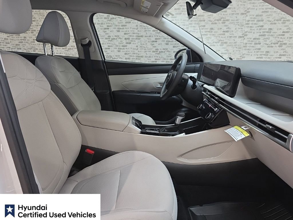 Certified 2025 Hyundai Tucson SEL image 9
