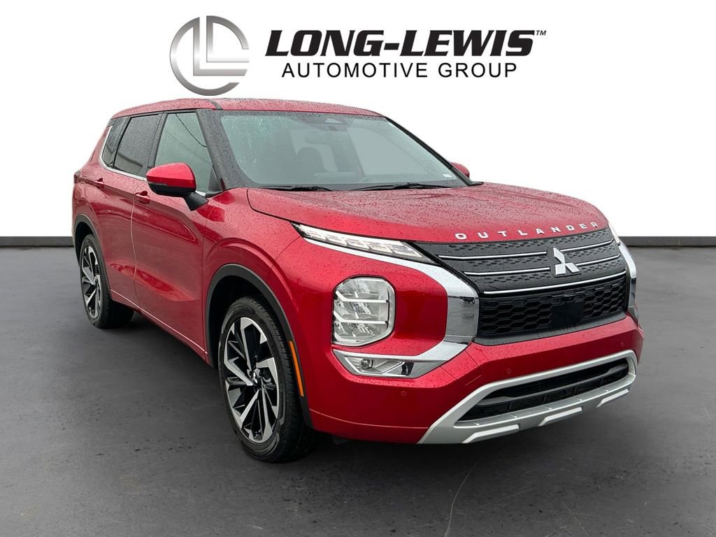 Used 2023 Mitsubishi Outlander SEL image 10