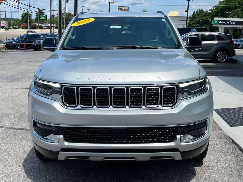 Used 2024 Jeep Wagoneer Series II w/ Flexible Seating Group RWD image 8