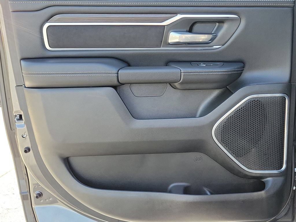 Used 2026 RAM 1500 Laramie AWD/4WD image 20