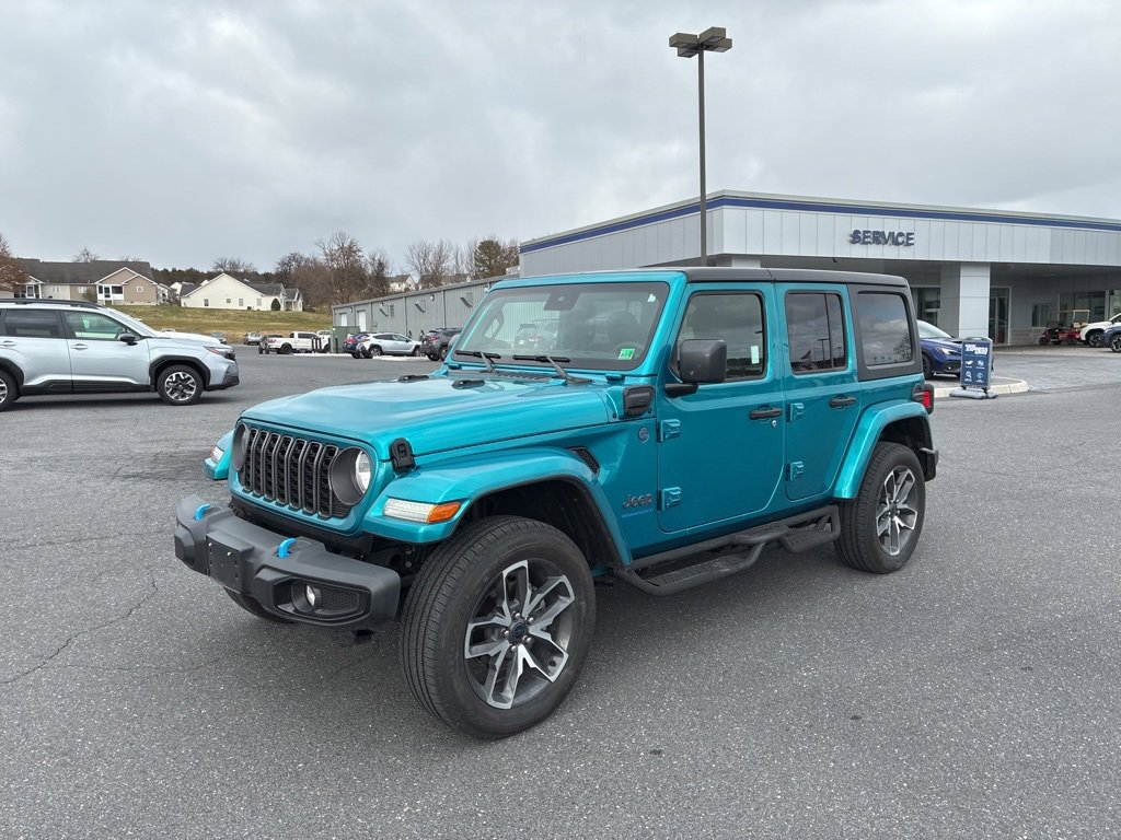 Used 2024 Jeep Wrangler Unlimited w/ Convenience Group