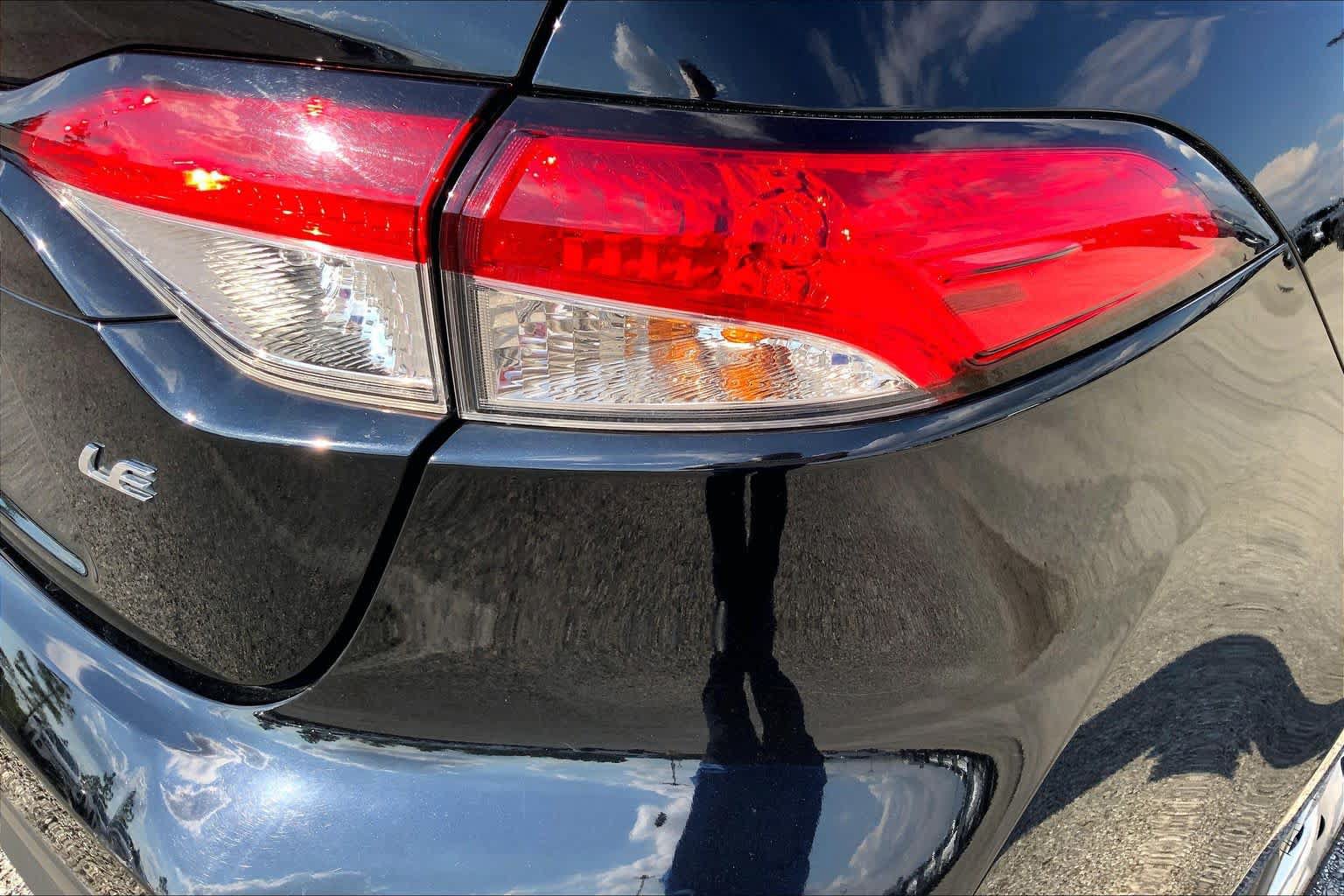 Used 2024 Toyota Corolla LE FWD image 30
