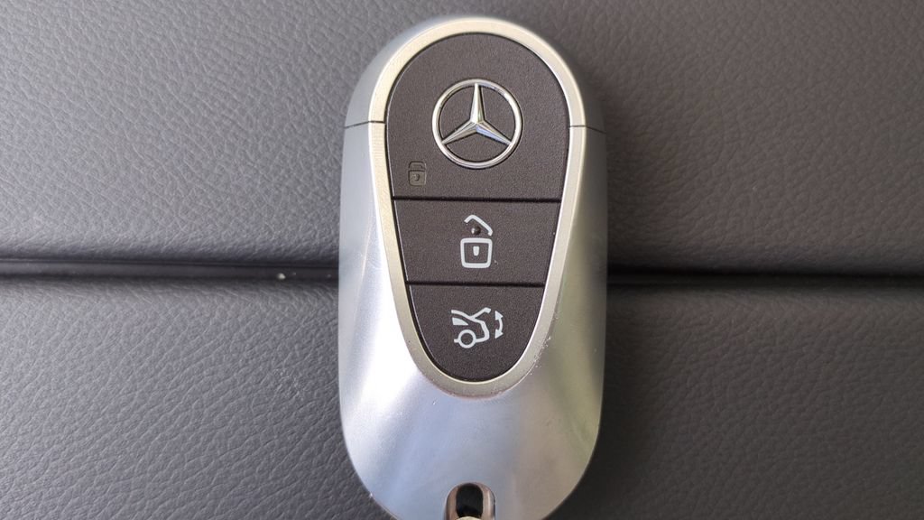 Used 2026 Mercedes-Benz E 350 Sedan image 27
