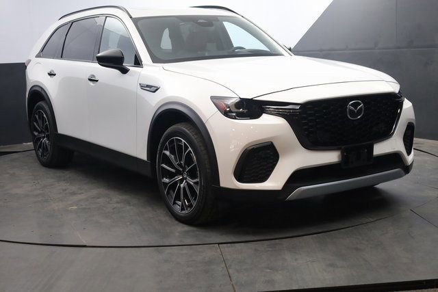 Used 2025 MAZDA CX-70 Plug-In Hybrid w/ Premium Plus image 2