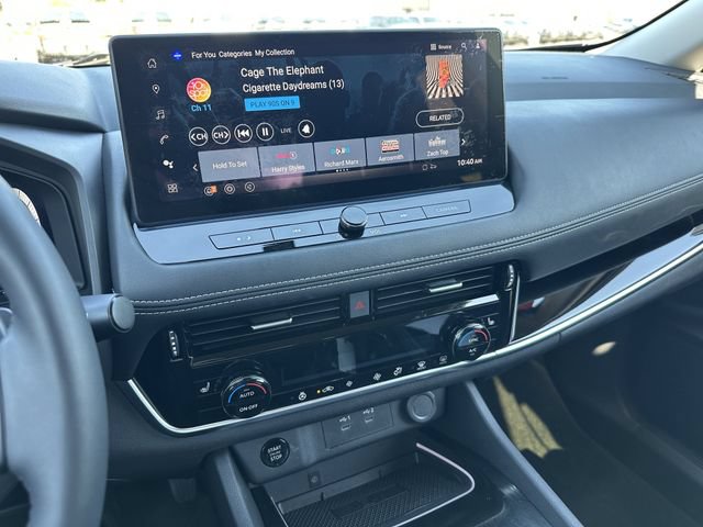 Certified 2025 Nissan Rogue SL AWD/4WD image 31