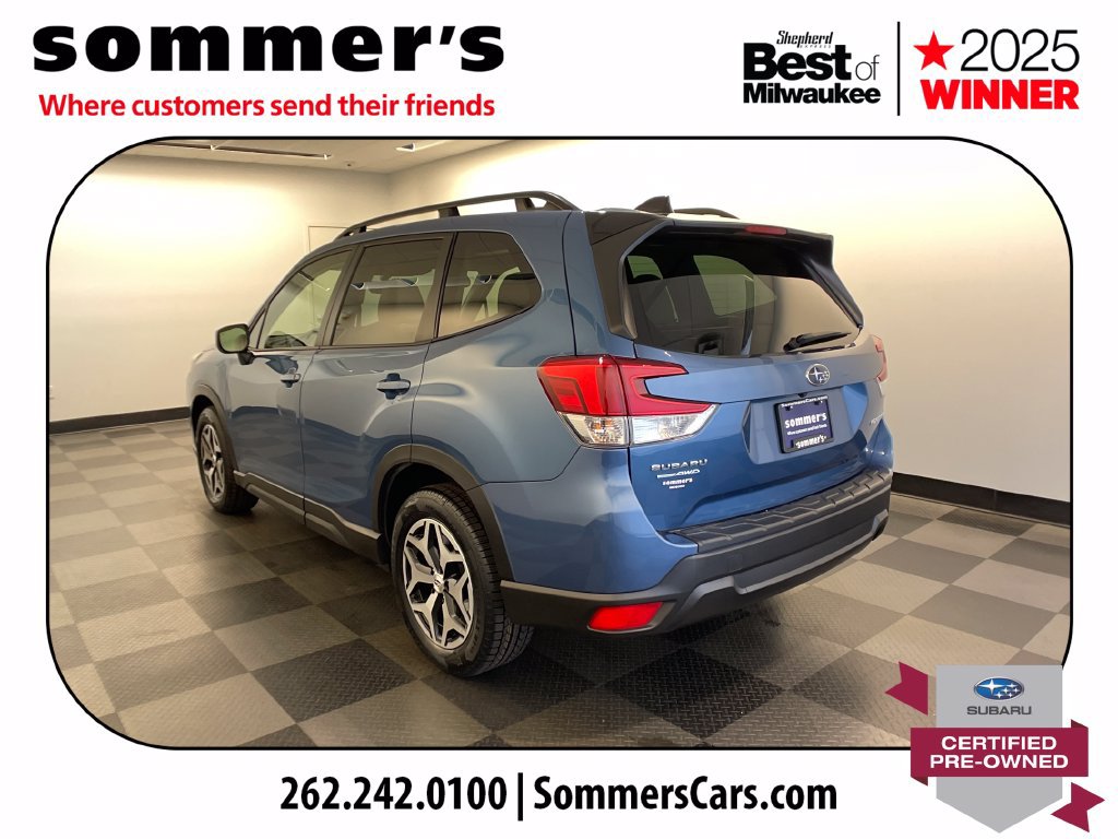 Used 2024 Subaru Forester Premium w/ POP Package 3 AWD/4WD image 6