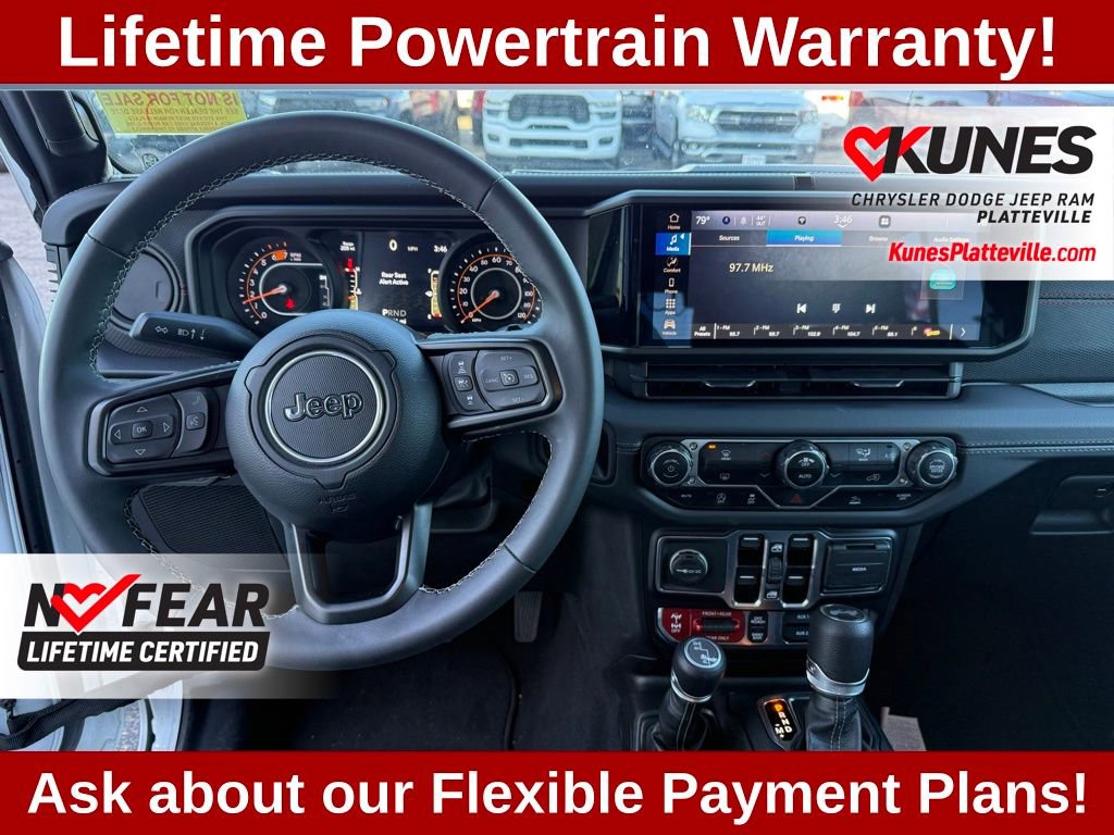 Used 2025 Jeep Wrangler Unlimited Rubicon image 11