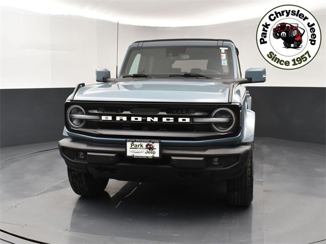 Used 2022 Ford Bronco Outer Banks image 2
