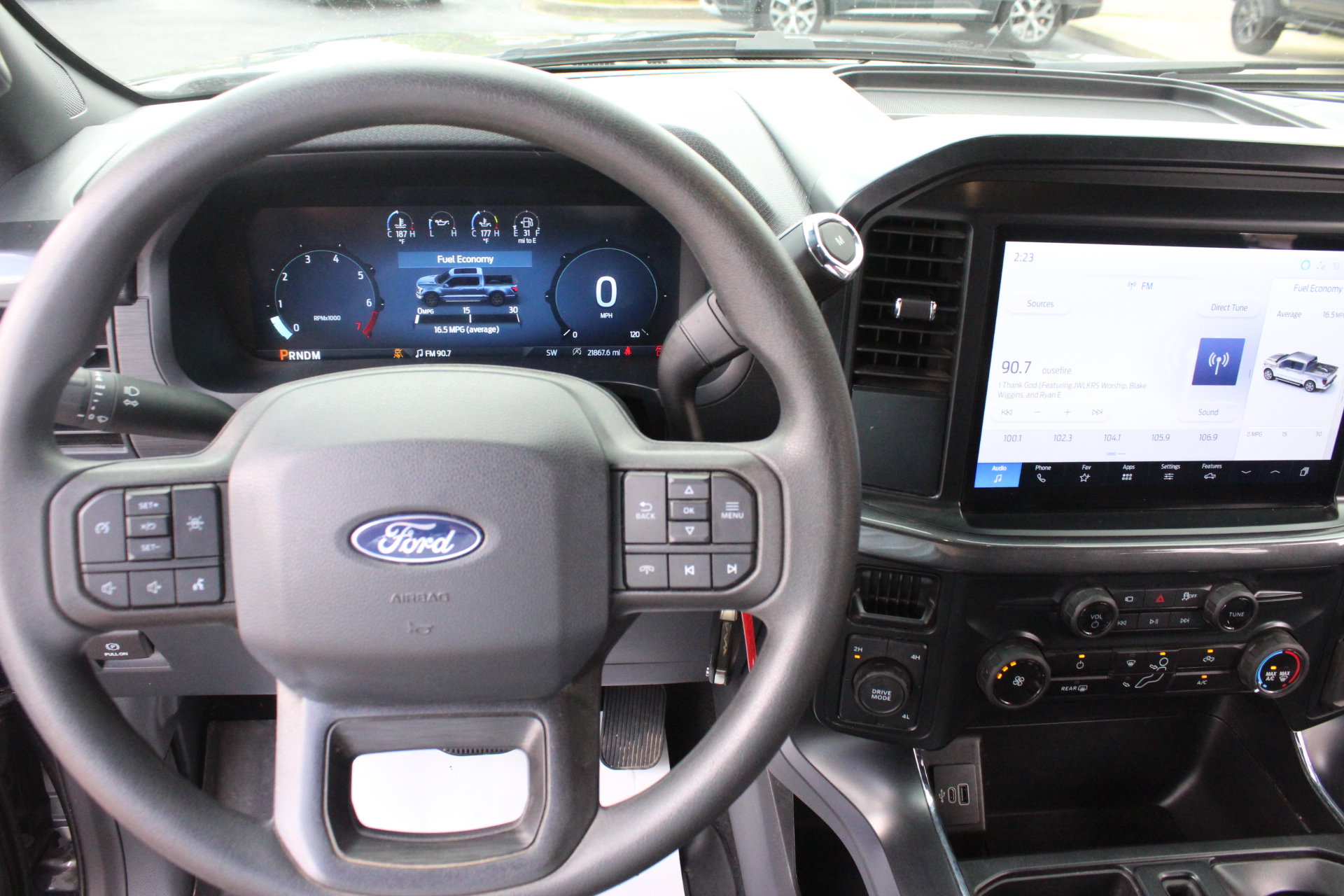 Used 2025 Ford F150 STX w/ Equipment Group 200A AWD/4WD image 14