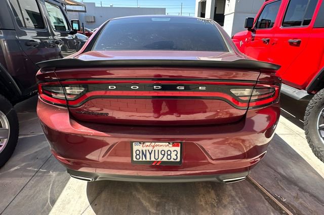 Certified 2017 Dodge Charger SE w/ Blacktop Package RWD image 5