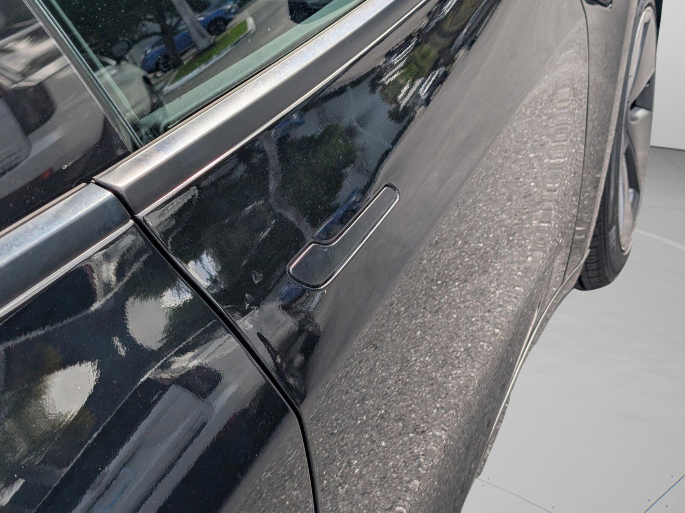 Used 2023 Tesla Model 3 Standard Range image 28