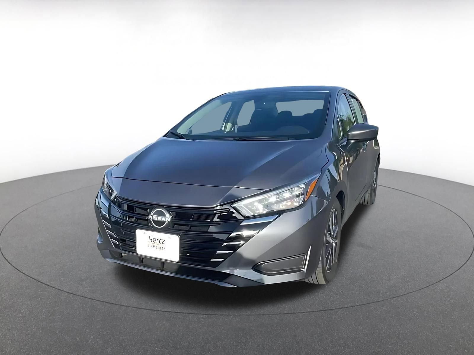 Used 2025 Nissan Versa SV image 7