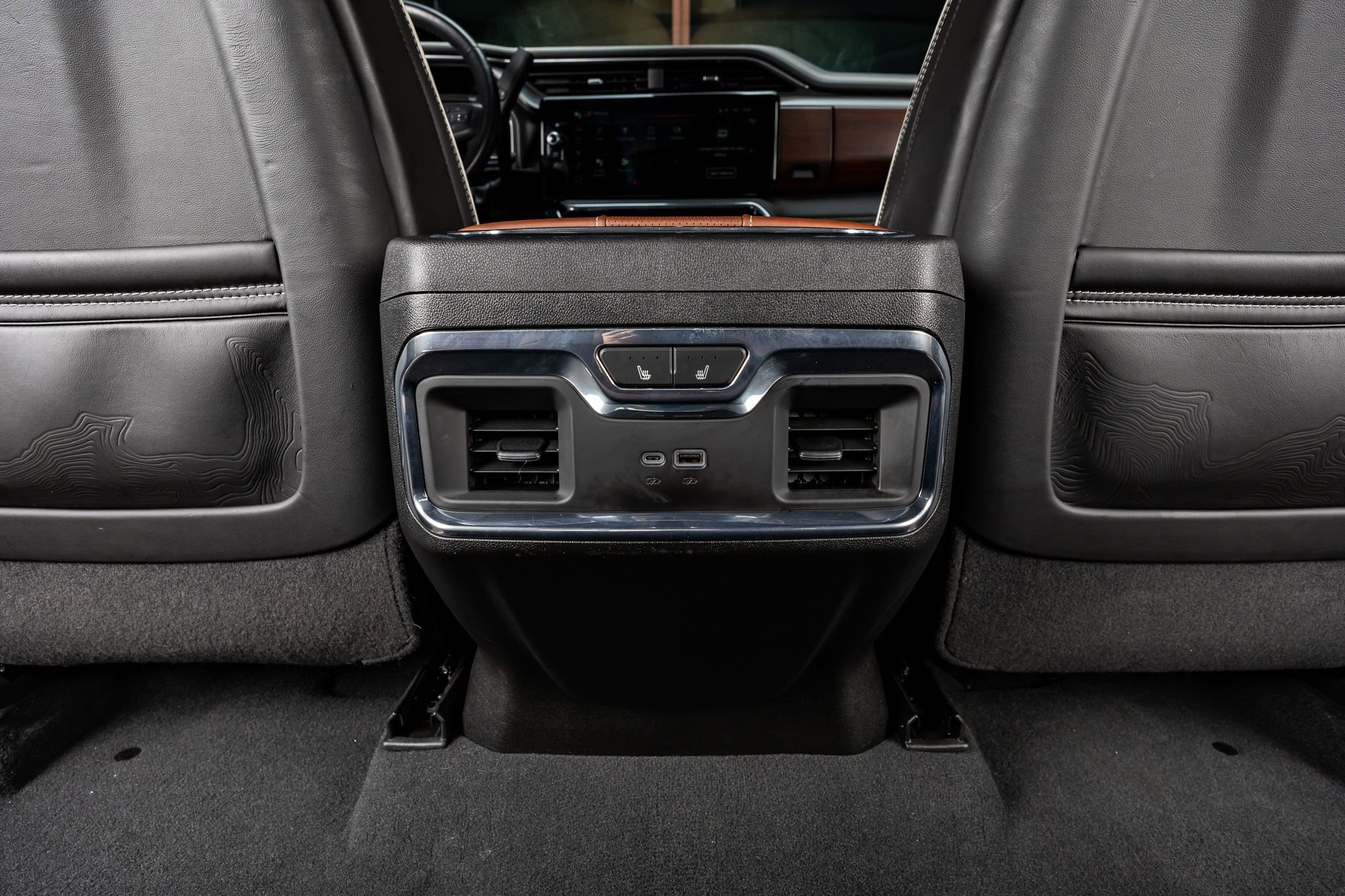 Used 2024 GMC Sierra 2500 Denali Ultimate w/ Max Trailering Package image 32