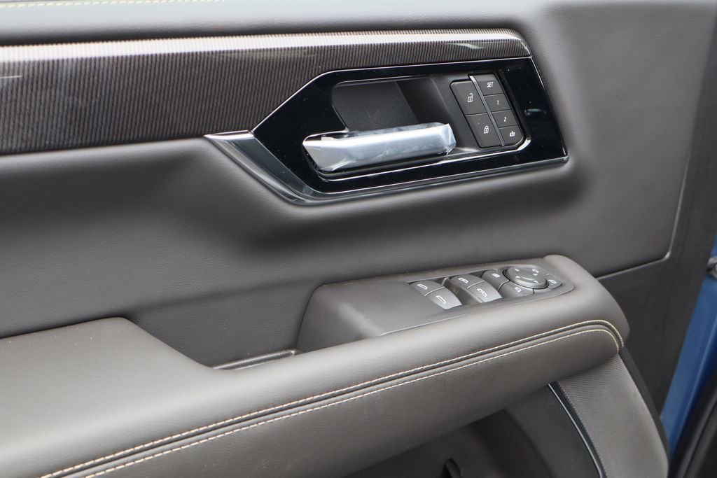 New 2026 GMC Yukon XL Elevation w/ Elevation Premium Package AWD/4WD image 20