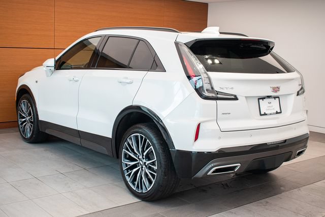 Used 2024 Cadillac XT4 Sport AWD/4WD image 8