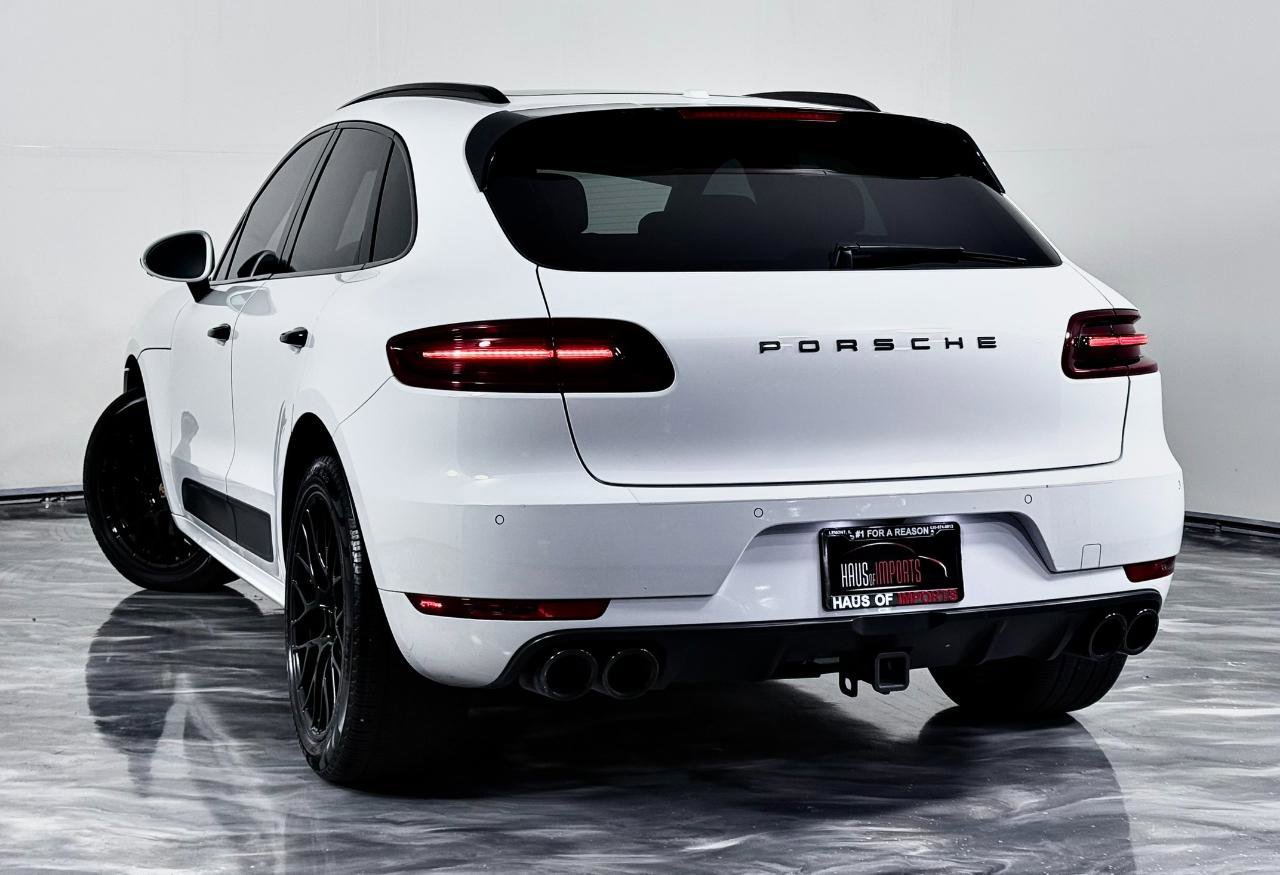 Used 2018 Porsche Macan GTS w/ Premium Package Plus image 9