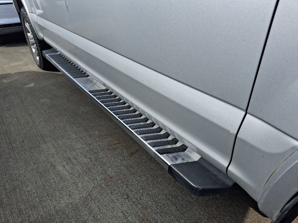 Used 2018 Ford F150 Lariat AWD/4WD image 6