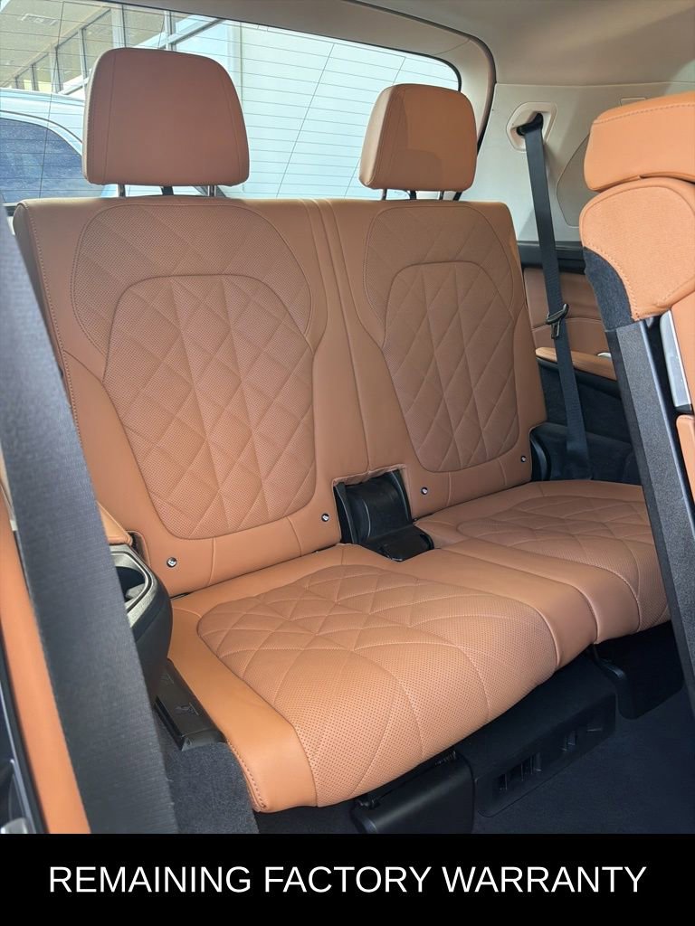 Used 2024 BMW X7 xDrive40i image 23