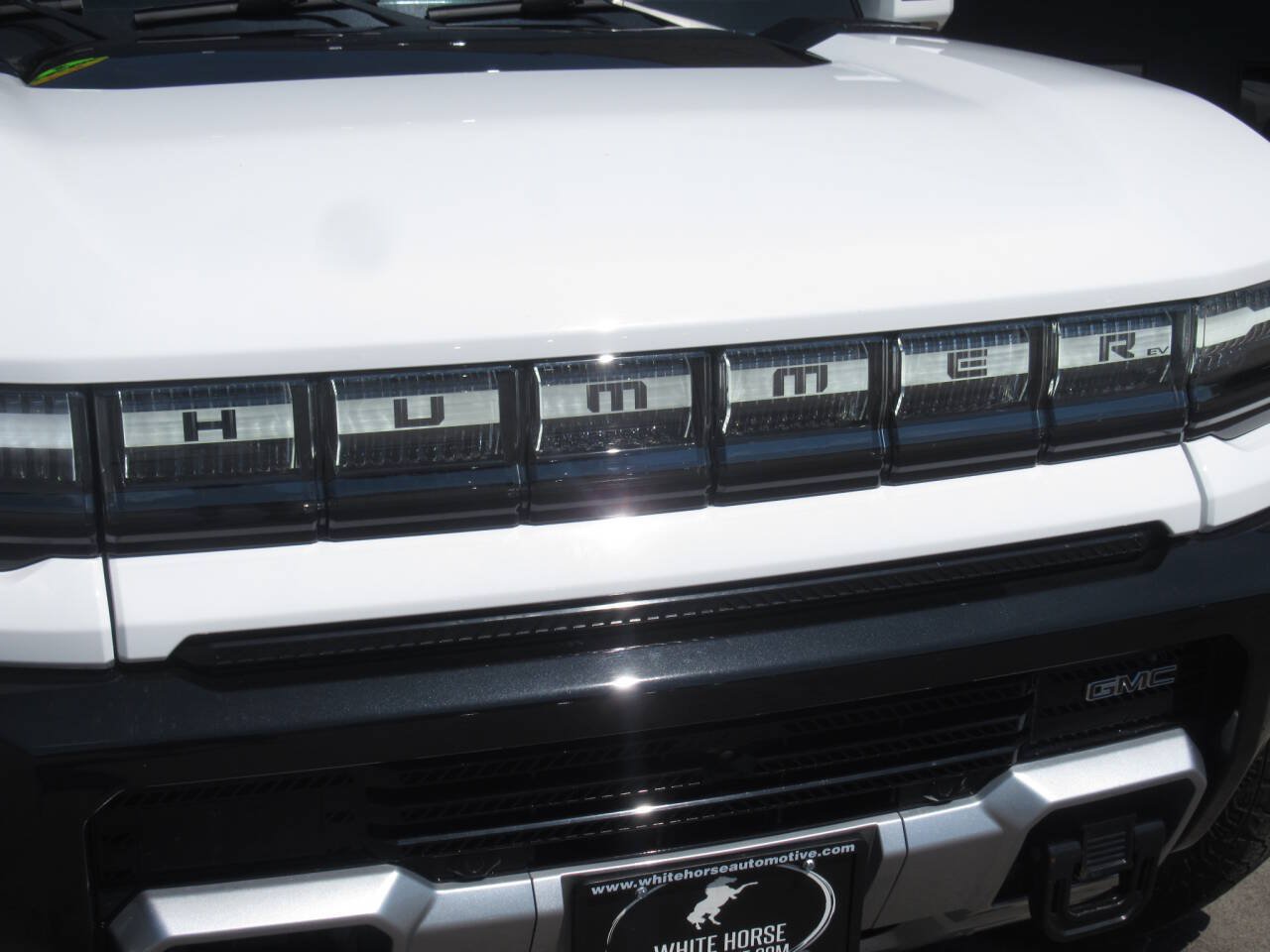 Used 2025 GMC Hummer EV 2X AWD/4WD image 4