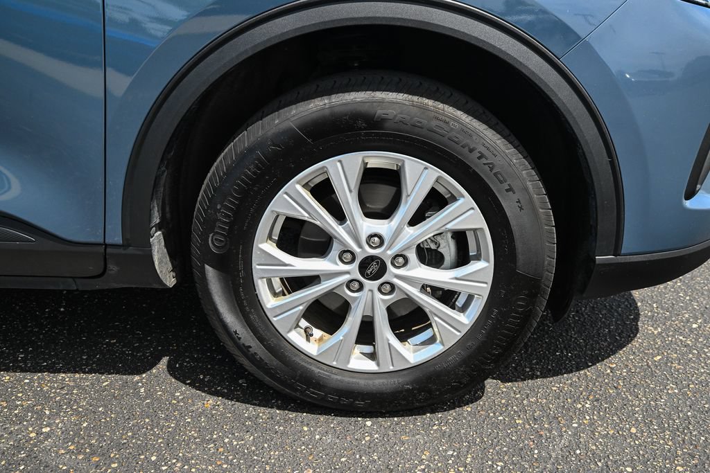 Certified 2025 Ford Escape Active w/ Cold Weather Package AWD/4WD image 15