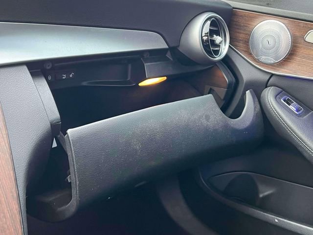 Used 2020 Mercedes-Benz C 300 4MATIC Sedan w/ Premium Package image 28