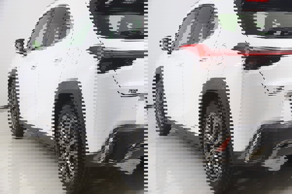 Used 2020 Lexus UX 250h F Sport image 21