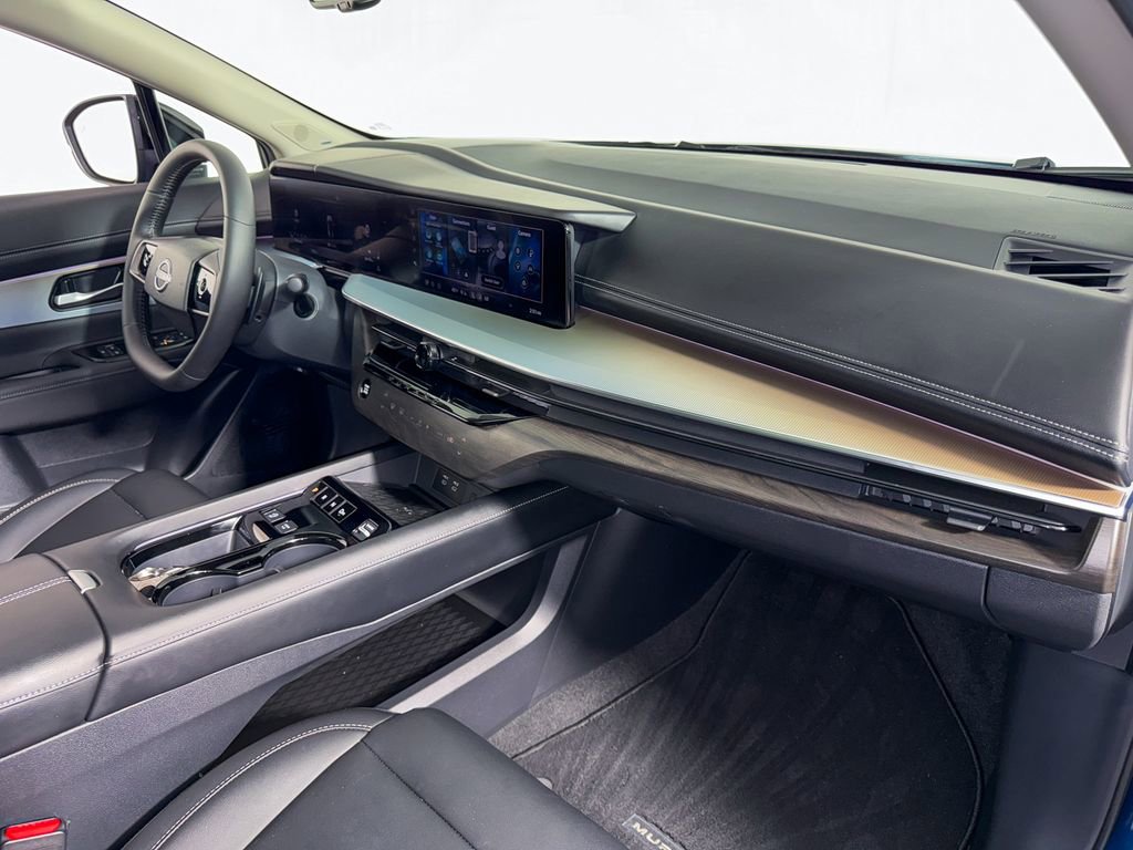 Certified 2025 Nissan Murano SL image 14