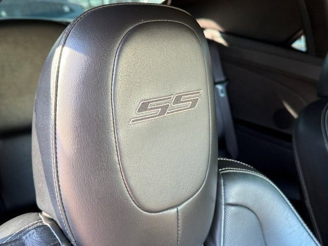 Used 2011 Chevrolet Camaro SS w/ RS Package image 27