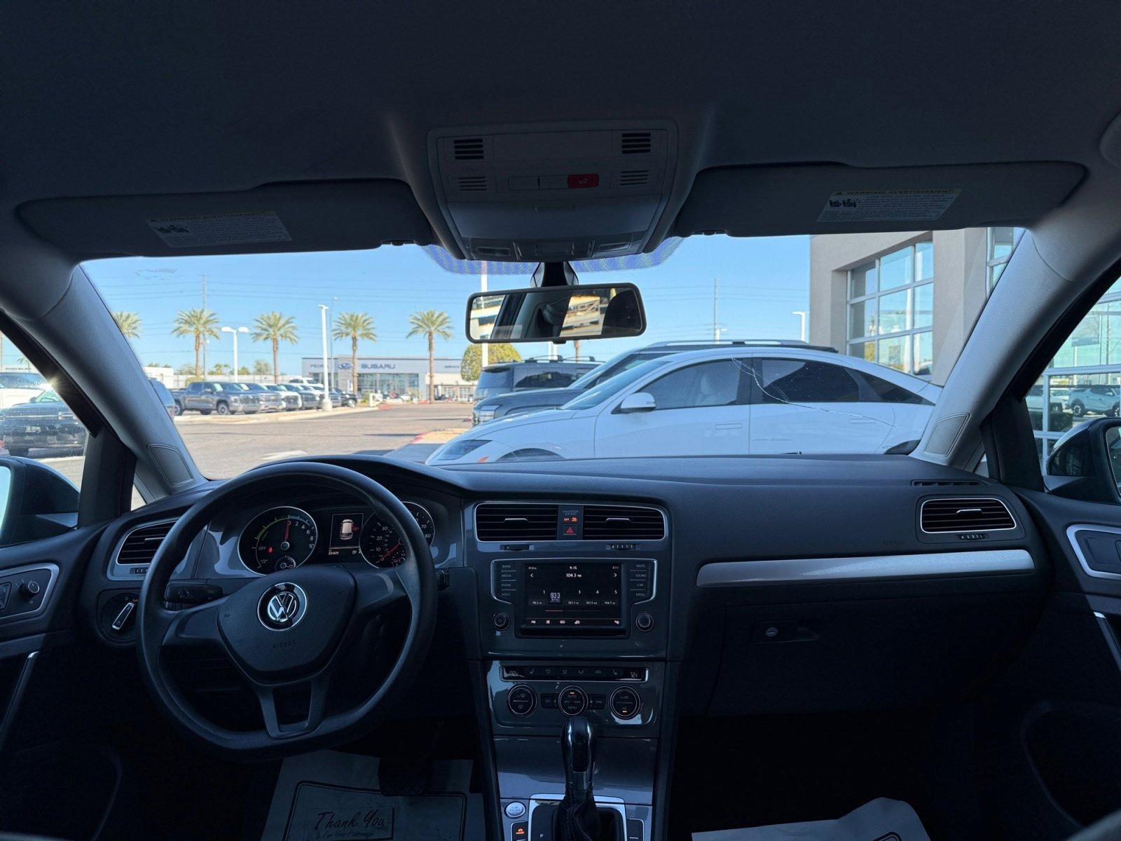 Used 2016 Volkswagen e-Golf SE image 20