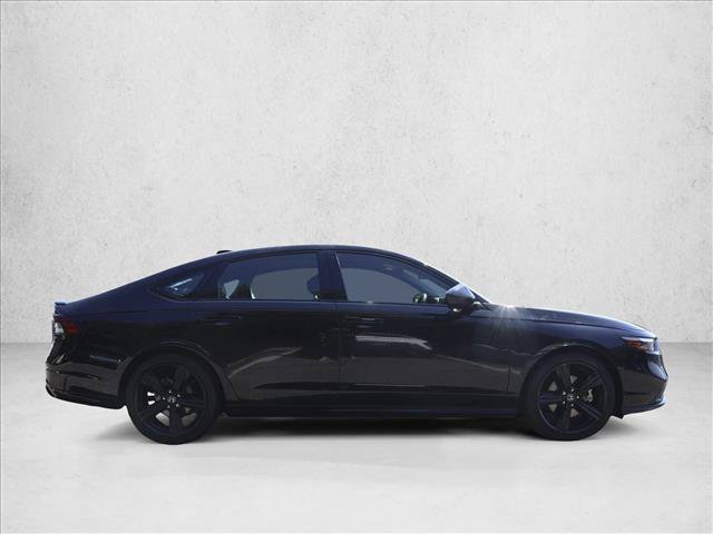 Used 2025 Honda Accord Sport image 4