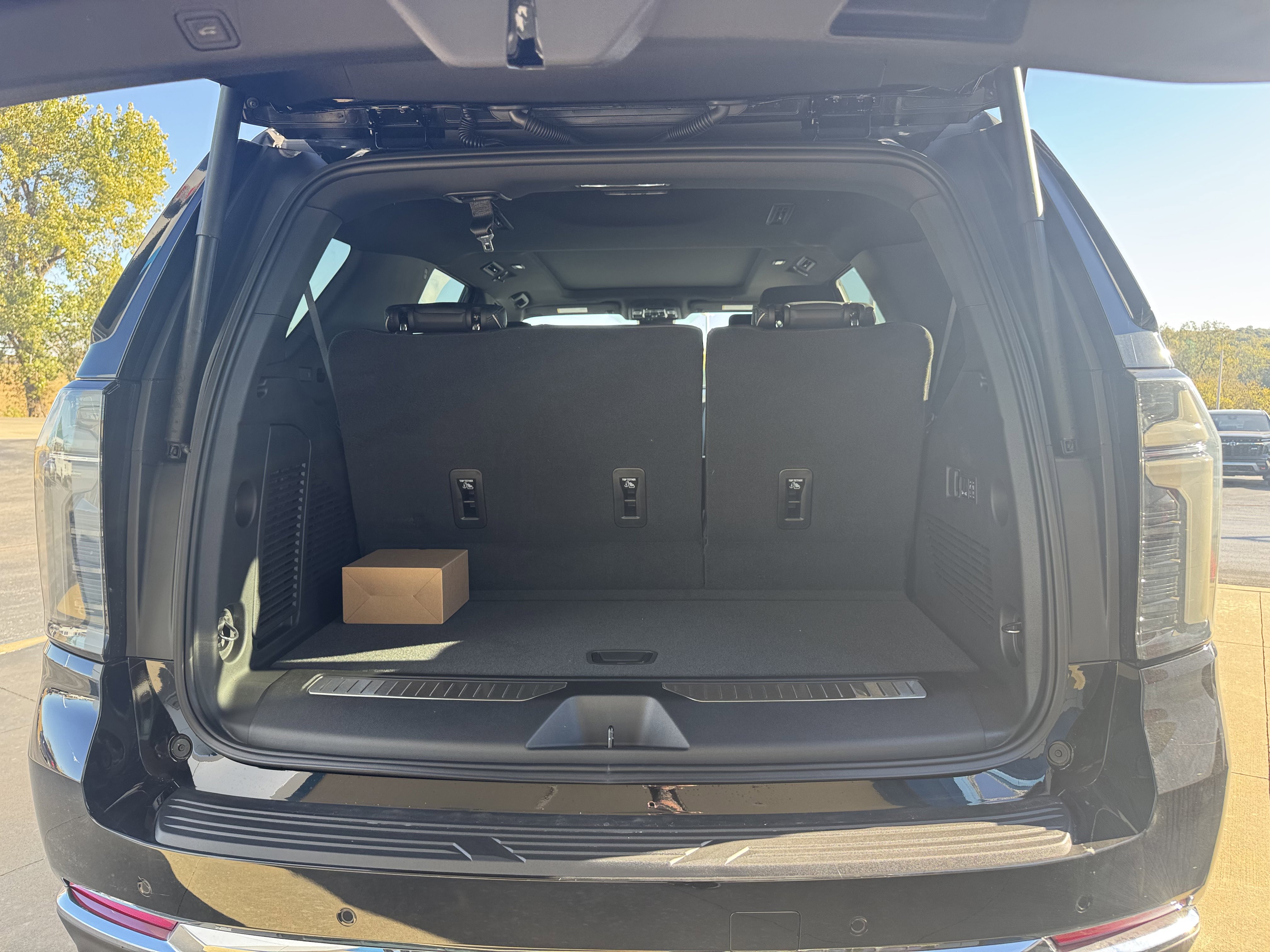 New 2026 Chevrolet Tahoe Premier image 5