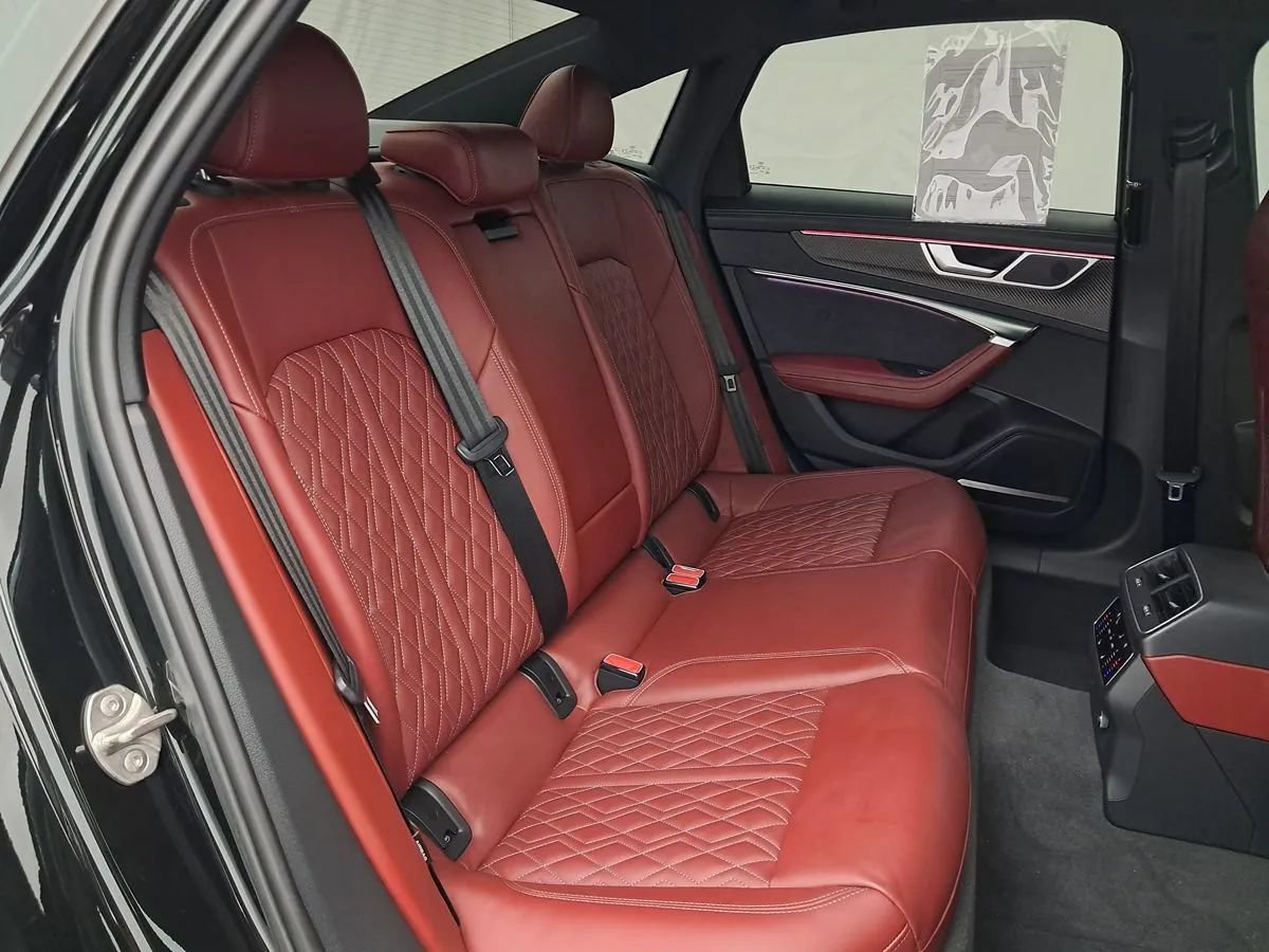 Used 2022 Audi S6 Premium Plus w/ S Sport Package AWD/4WD image 43