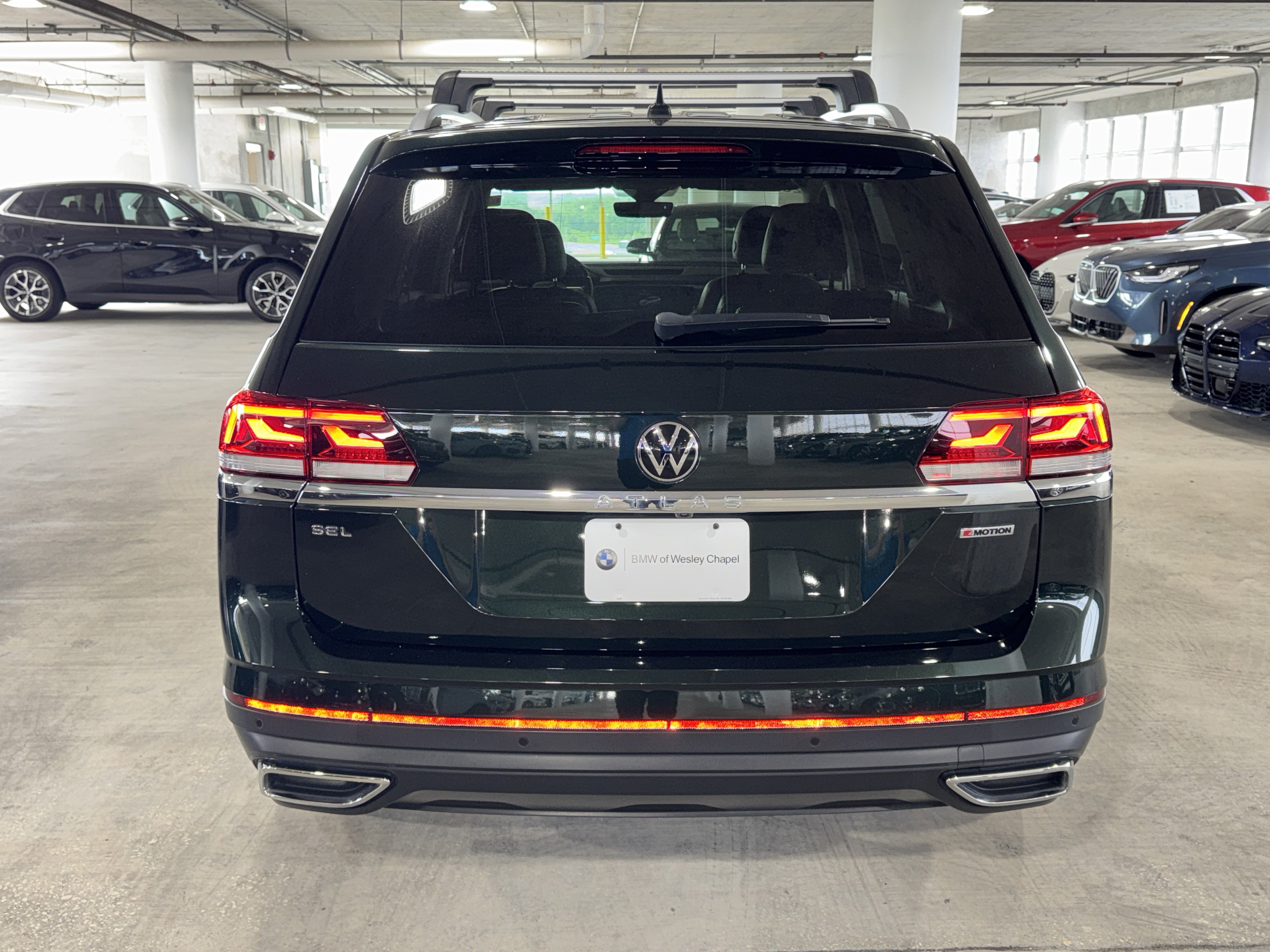 Used 2022 Volkswagen Atlas SEL AWD/4WD image 7