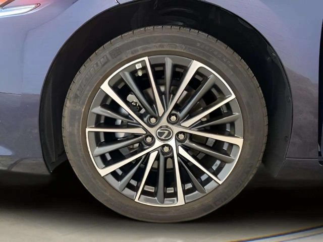 Used 2025 Lexus ES 350 w/ Premium Package FWD image 98