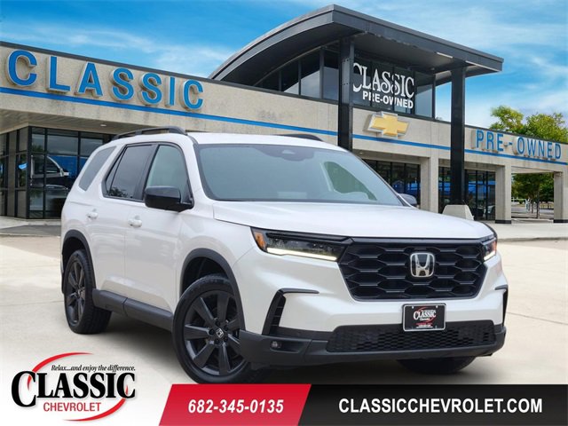 Used 2025 Honda Pilot Sport