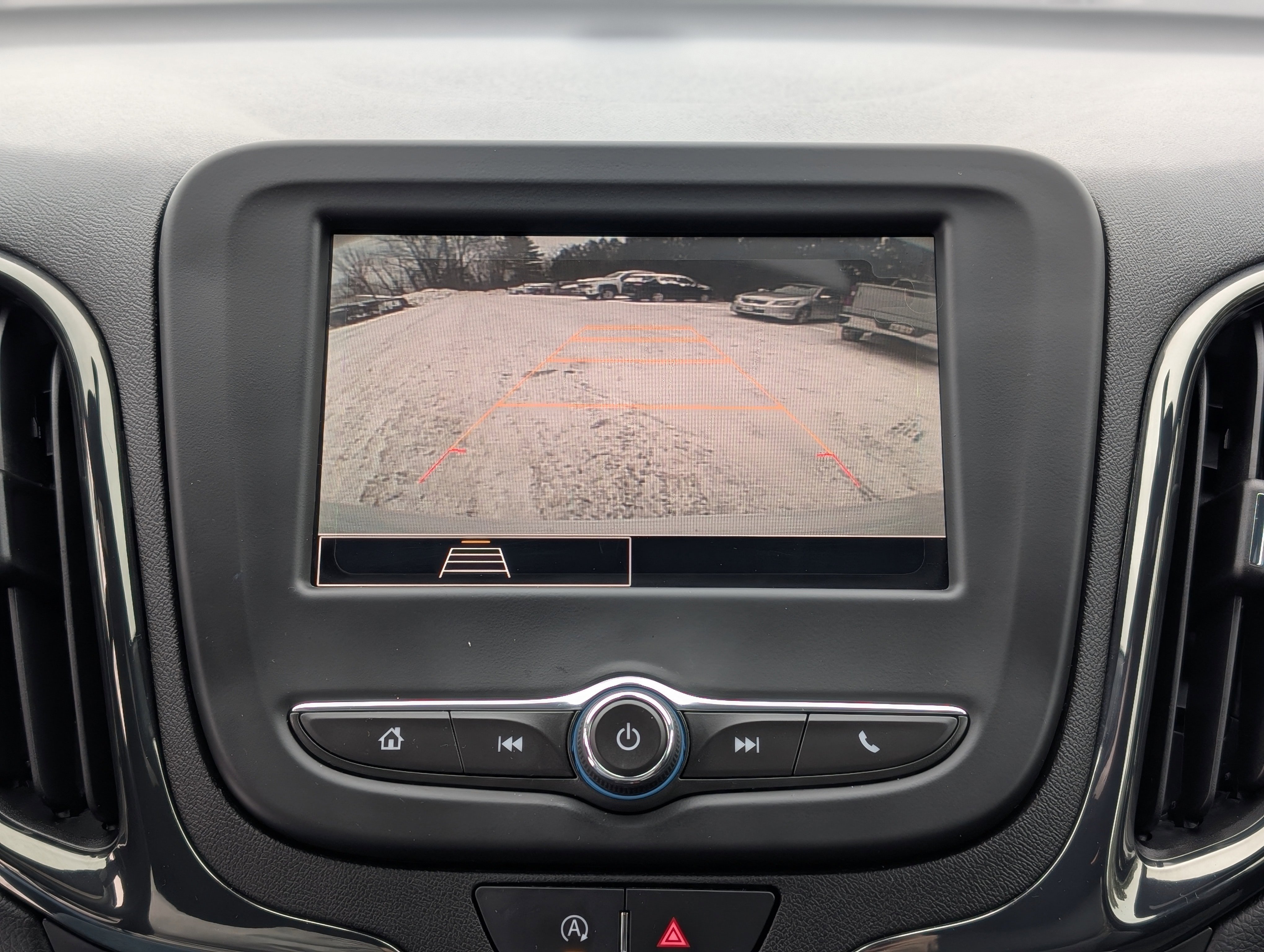 Used 2023 Chevrolet Equinox RS image 3