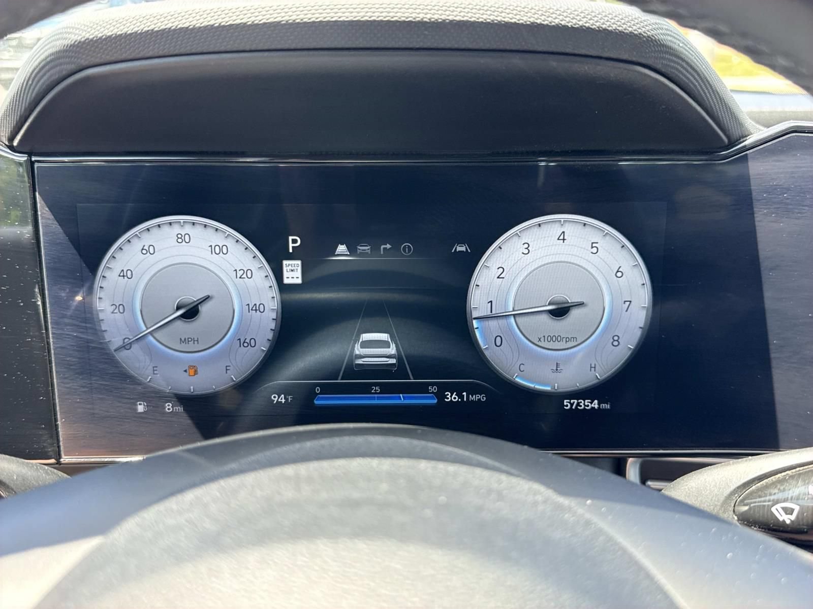 Used 2024 Hyundai Elantra Limited FWD image 19