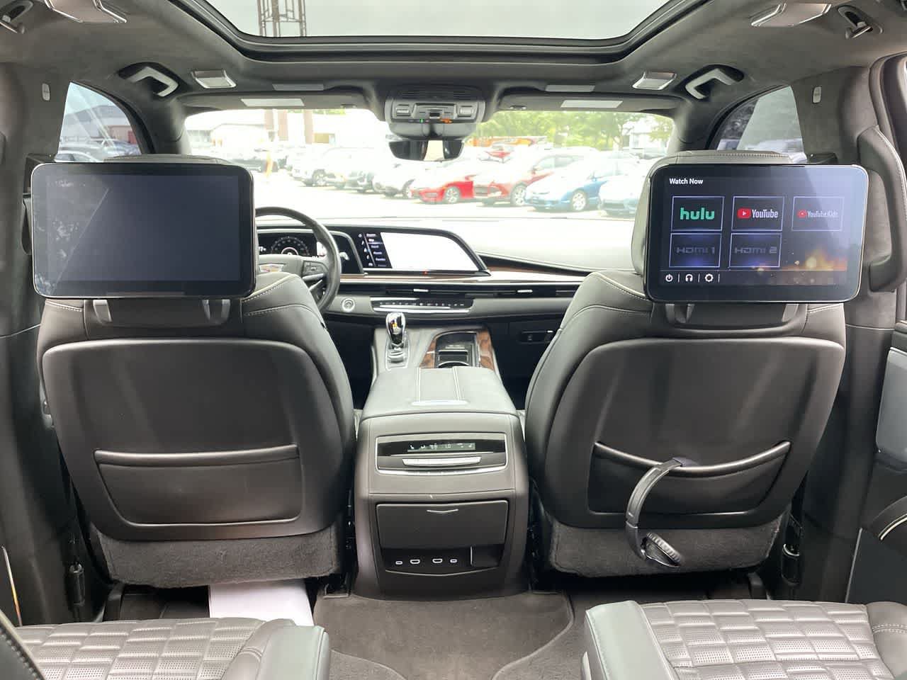 Certified 2022 Cadillac Escalade Sport Platinum w/ LPO, ONYX Package AWD/4WD image 23