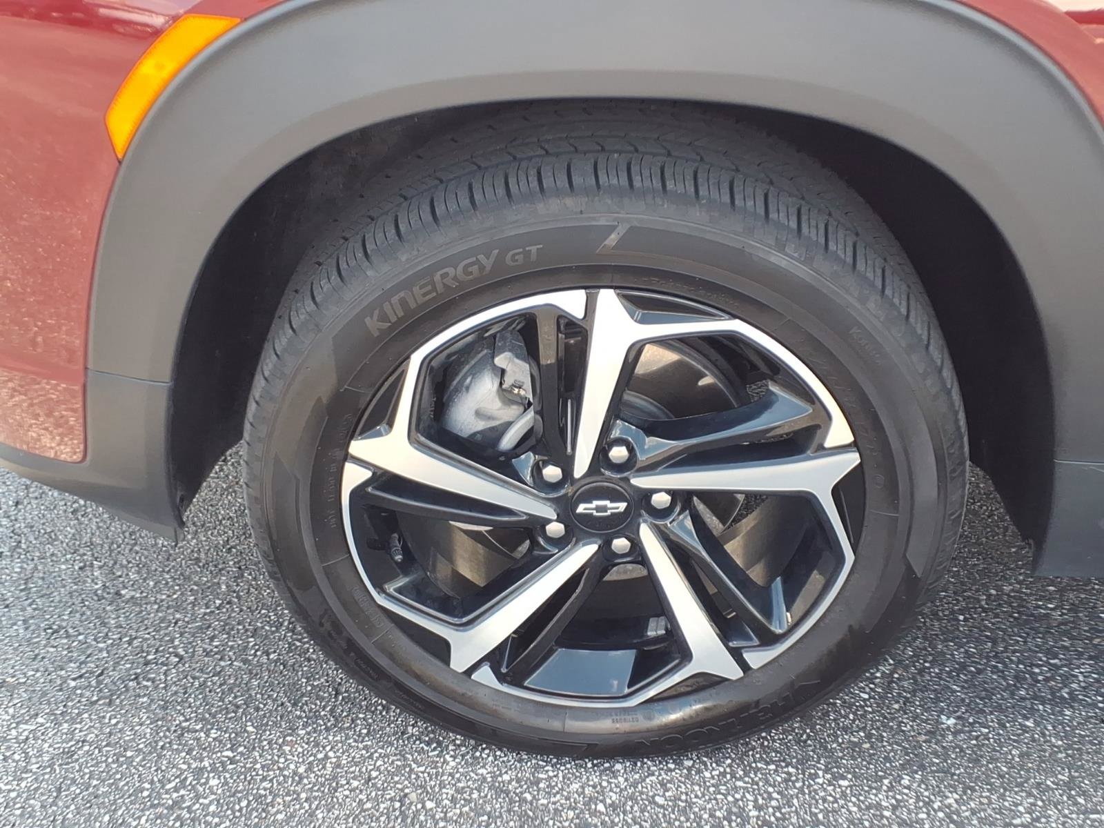 Used 2023 Chevrolet TrailBlazer RS w/ Convenience Package AWD/4WD image 30