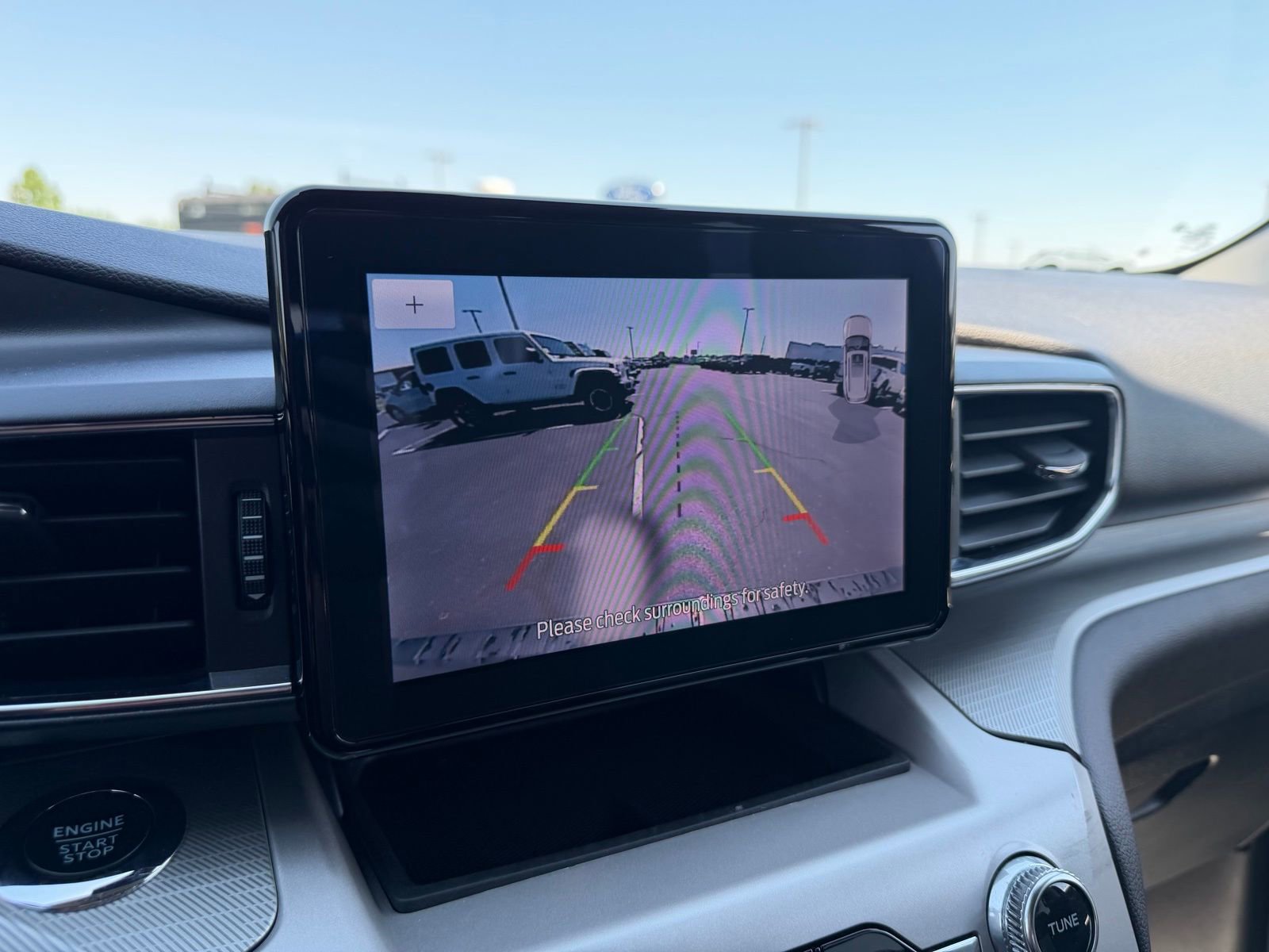 Used 2023 Ford Explorer XLT w/ Equipment Group 202A image 21