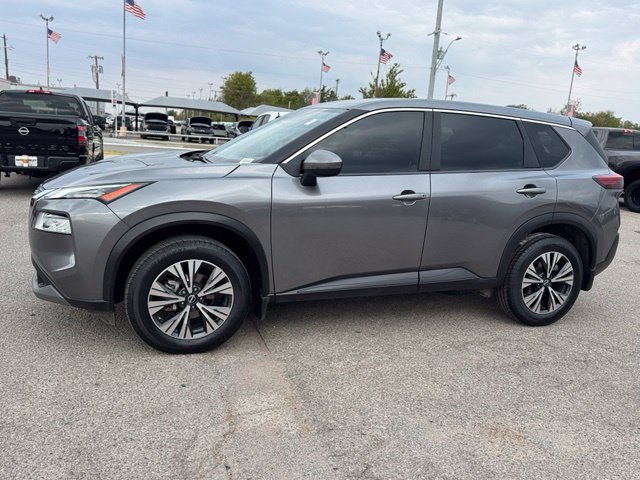 Used 2023 Nissan Rogue SV FWD image 3