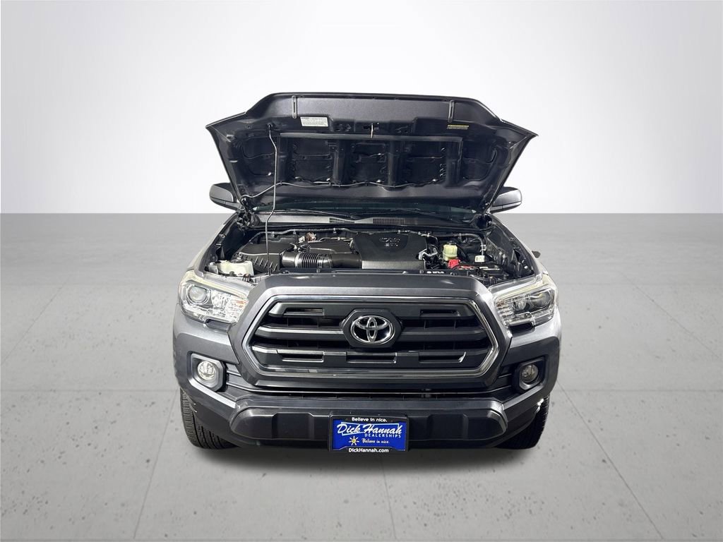 Used 2016 Toyota Tacoma SR5 image 21