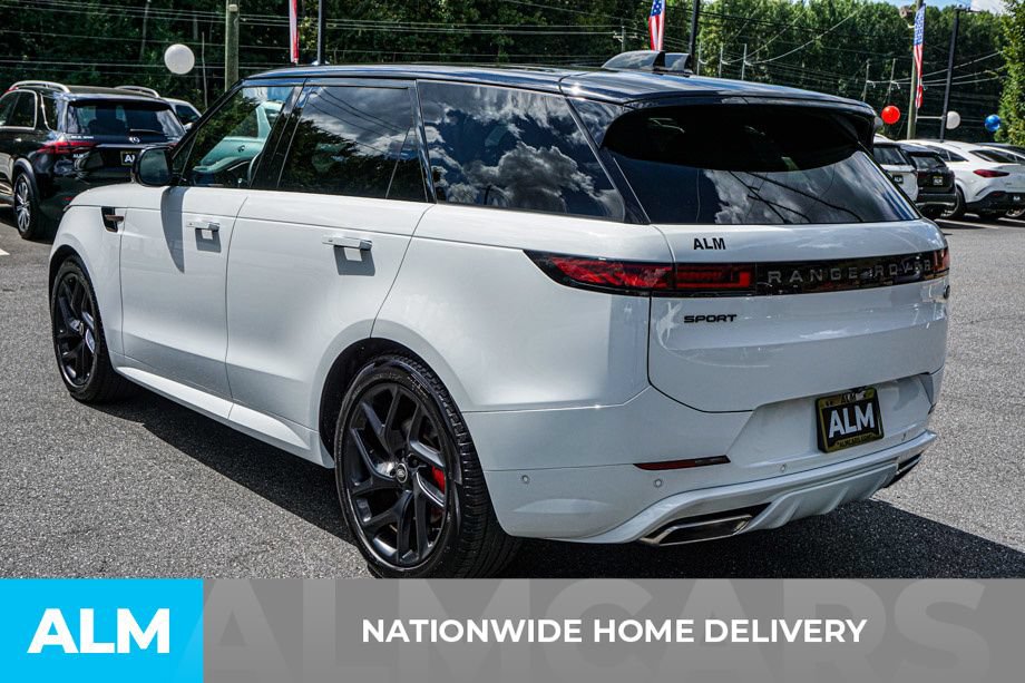 Used 2023 Land Rover Range Rover Sport SE Dynamic AWD/4WD image 4