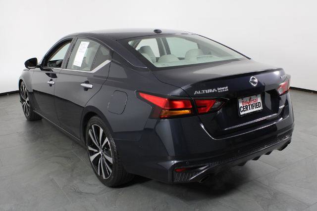 Certified 2020 Nissan Altima 2.0 Platinum FWD image 5